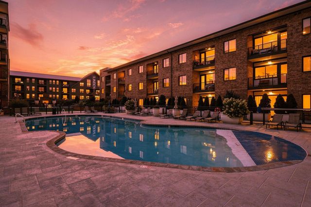 200 Manufacturers Road Apt 320, Chattanooga, TN 37405