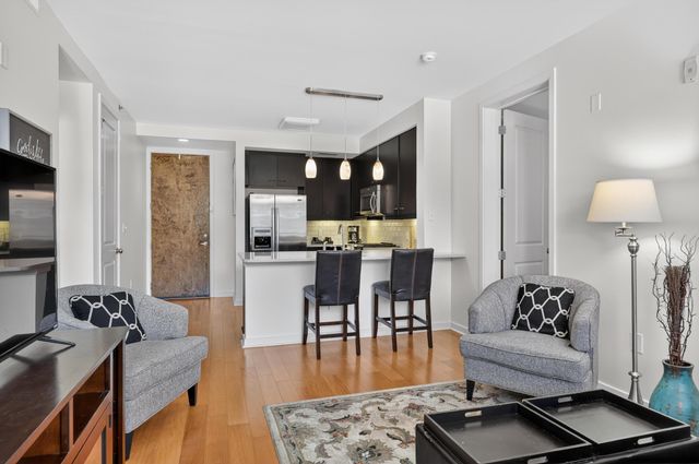 200 Manufacturers Road Apt 320, Chattanooga, TN 37405