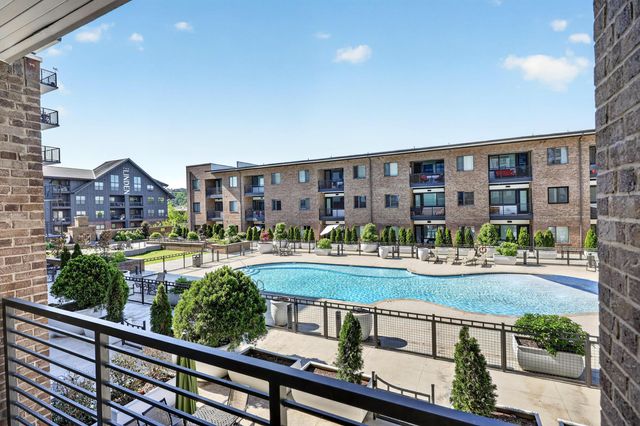 200 Manufacturers Road Apt 320, Chattanooga, TN 37405