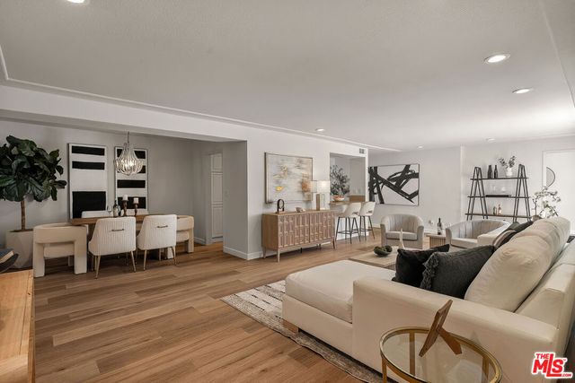 5050 Coldwater Canyon Avenue 203, Sherman Oaks, CA 91423