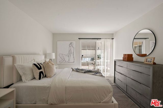5050 Coldwater Canyon Avenue 203, Sherman Oaks, CA 91423