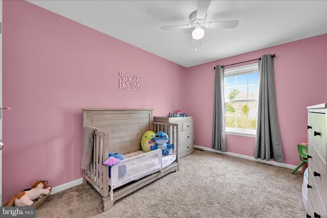 1665 WAMPUM DR, Auburn, PA 17922