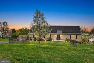 1665 WAMPUM DR, Auburn, PA 17922