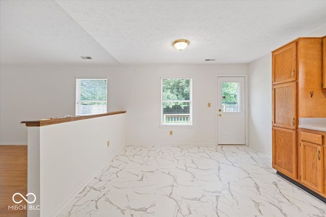 343 S Windstone Court, Bloomington, IN 47403