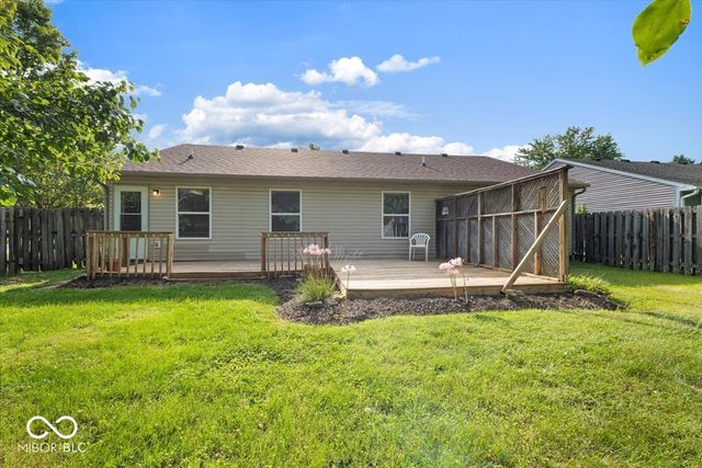 343 S Windstone Court, Bloomington, IN 47403