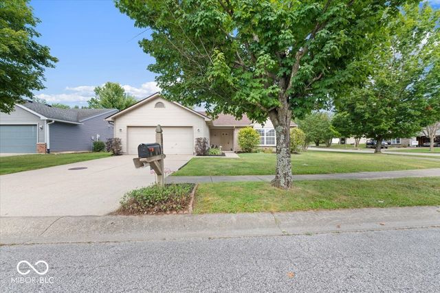 343 S Windstone Court, Bloomington, IN 47403