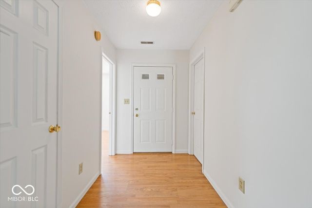 343 S Windstone Court, Bloomington, IN 47403