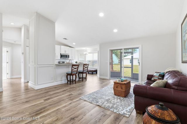 1895 17th Avenue SW, Vero Beach, FL 32962