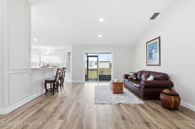 1895 17th Avenue SW, Vero Beach, FL 32962