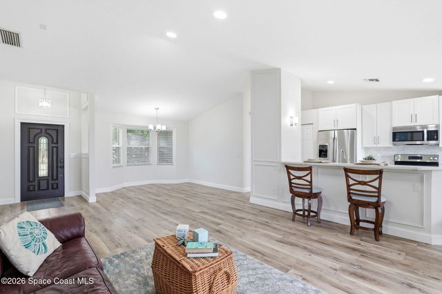 1895 17th Avenue SW, Vero Beach, FL 32962