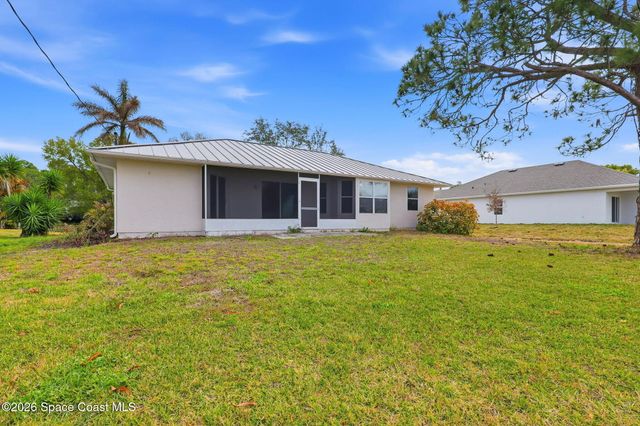1895 17th Avenue SW, Vero Beach, FL 32962