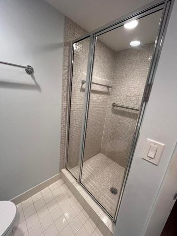 446 Burgundy J, Delray Beach, FL 33484