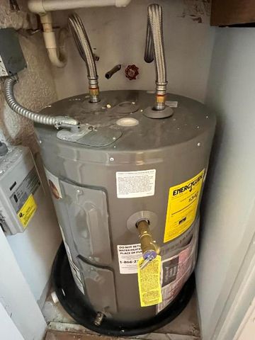 446 Burgundy J, Delray Beach, FL 33484