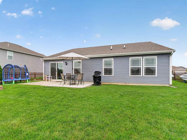 4405 Stone Harbor Court, New Haven, IN 46774