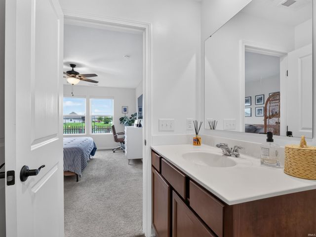 4405 Stone Harbor Court, New Haven, IN 46774
