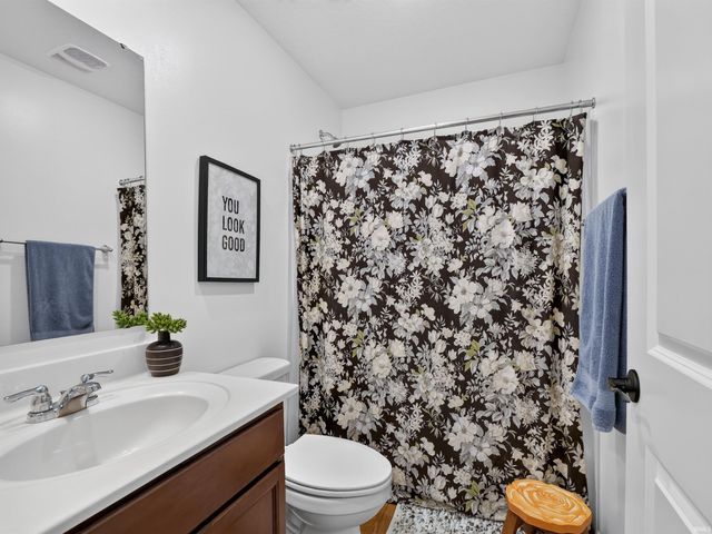 4405 Stone Harbor Court, New Haven, IN 46774