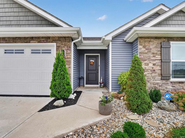4405 Stone Harbor Court, New Haven, IN 46774