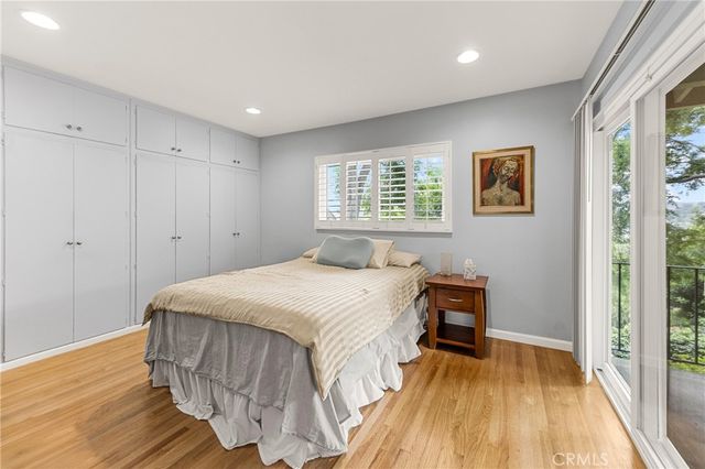 5111 Irvington, Los Angeles, CA 90042