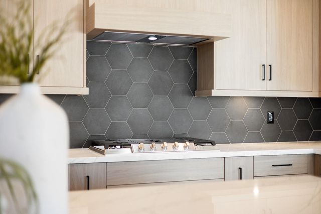 2838 Hidden Cove, Tulare, CA 93274