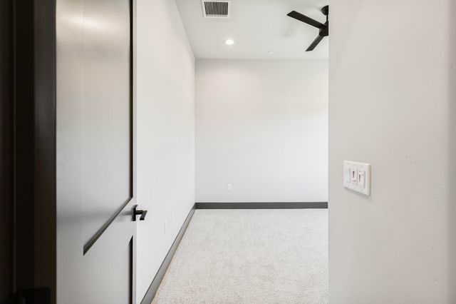 2838 Hidden Cove, Tulare, CA 93274