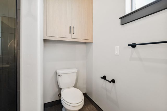 2838 Hidden Cove, Tulare, CA 93274