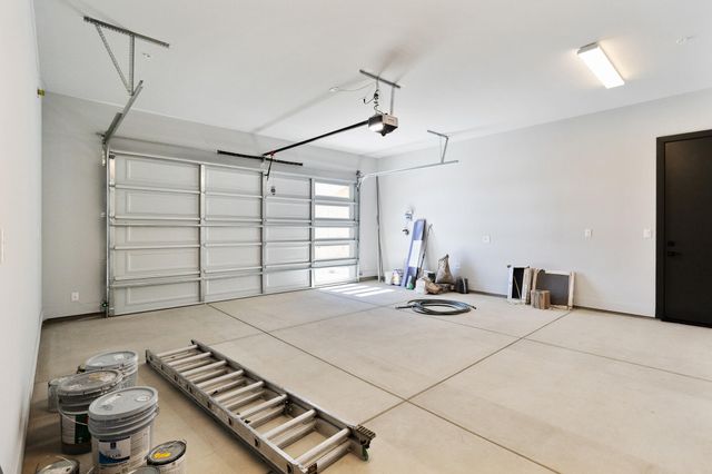 2838 Hidden Cove, Tulare, CA 93274