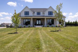 3000 Ora Ln, Spring Hill, TN 37174