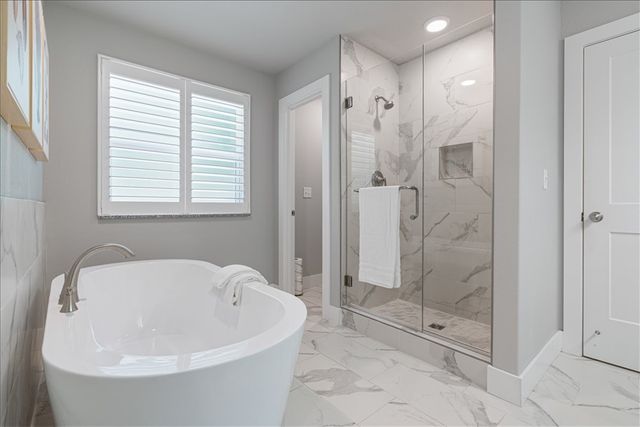 12 Carole Rae Lane, Bella Vista, AR 72714