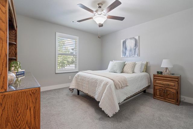 12 Carole Rae Lane, Bella Vista, AR 72714