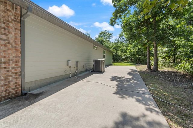 12 Carole Rae Lane, Bella Vista, AR 72714