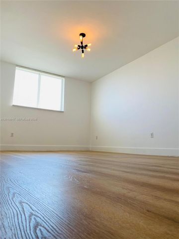 1688 West Ave 804, Miami Beach, FL 33139