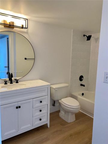 1688 West Ave 804, Miami Beach, FL 33139