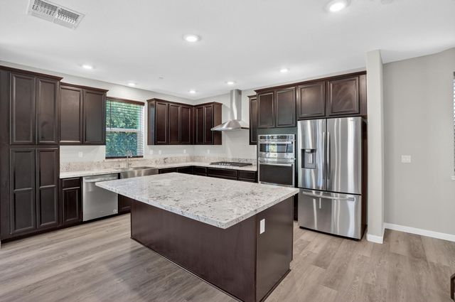 2719 Alcove Way, Sacramento, CA 95833