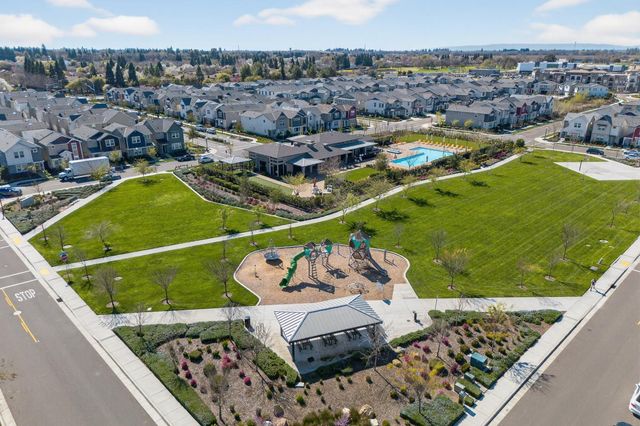 2719 Alcove Way, Sacramento, CA 95833