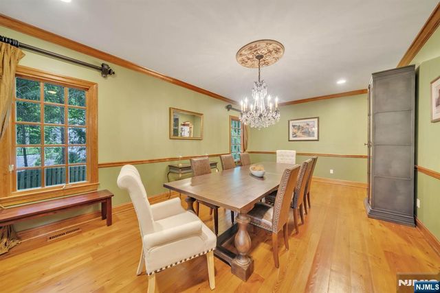 20 Dianne Drive, Montville Township, NJ 07045