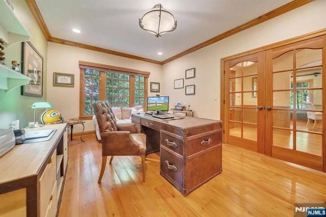 20 Dianne Drive, Montville Township, NJ 07045