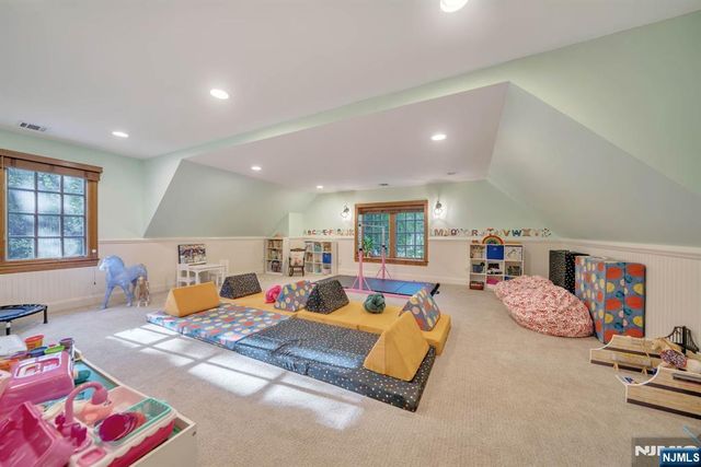 20 Dianne Drive, Montville Township, NJ 07045