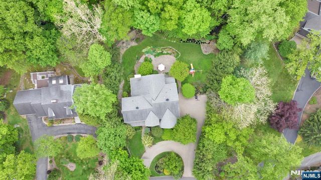 20 Dianne Drive, Montville Township, NJ 07045