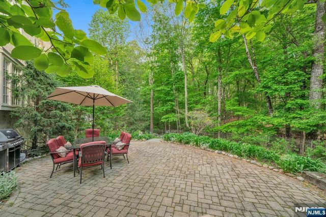 20 Dianne Drive, Montville Township, NJ 07045