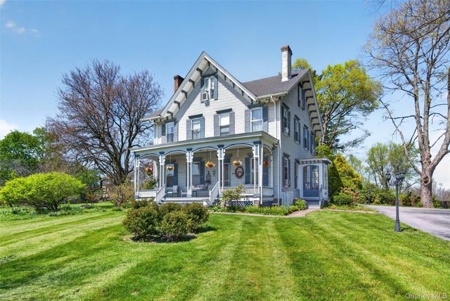 19 High Street, Chester, NY 10918