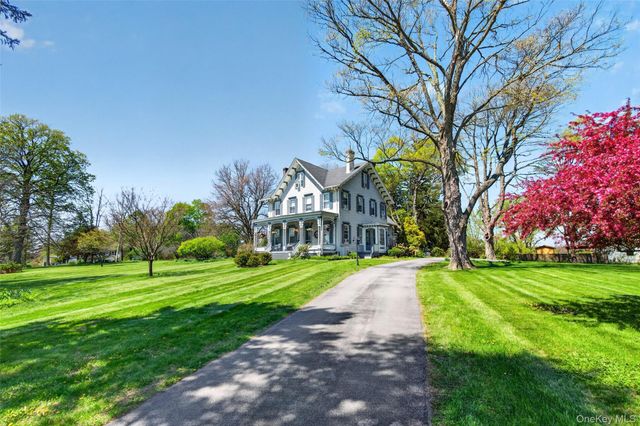 19 High Street, Chester, NY 10918