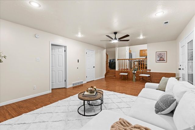 9871 S 4000 W, South Jordan, UT 84095