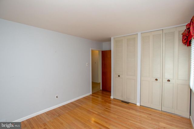 527 CEDARBROOK RD, Southampton, PA 18966