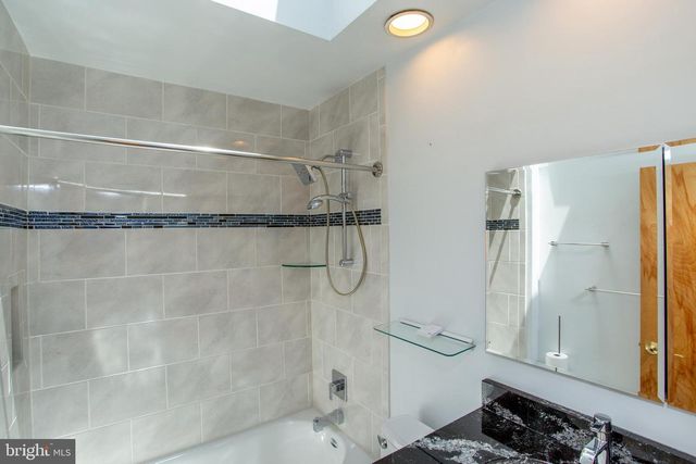 527 CEDARBROOK RD, Southampton, PA 18966