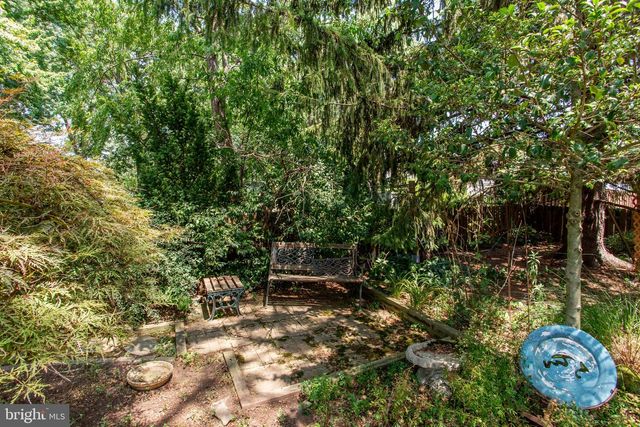 527 CEDARBROOK RD, Southampton, PA 18966