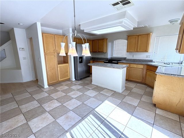 7586 Mermaid Song Court, Las Vegas, NV 89139