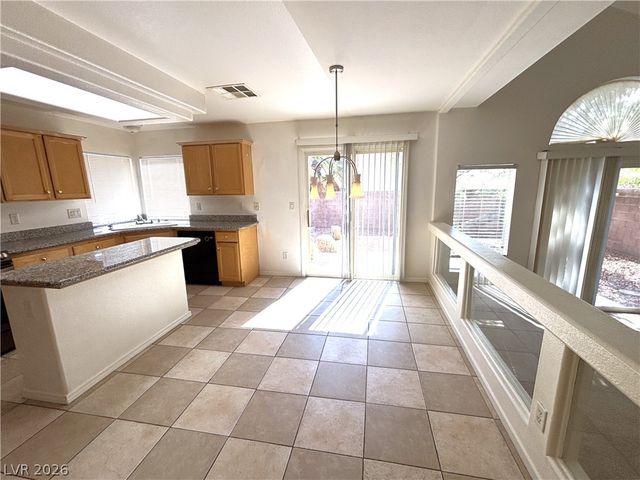7586 Mermaid Song Court, Las Vegas, NV 89139