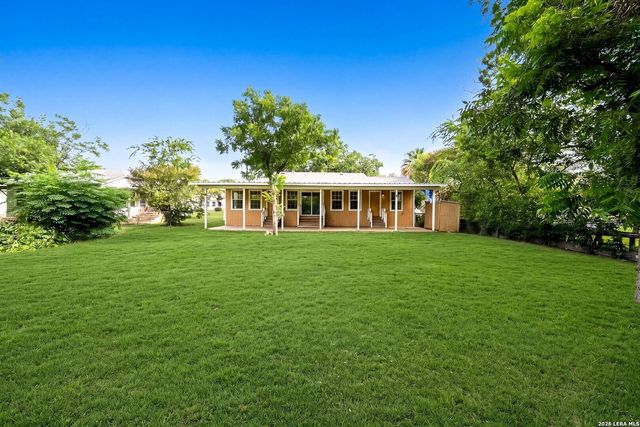 706 W WINNIPEG AVE, San Antonio, TX 78225
