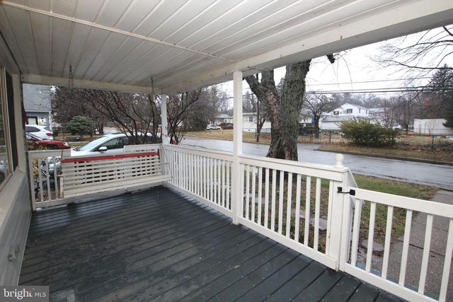 2448 PERSHING AVE, Abington, PA 19001