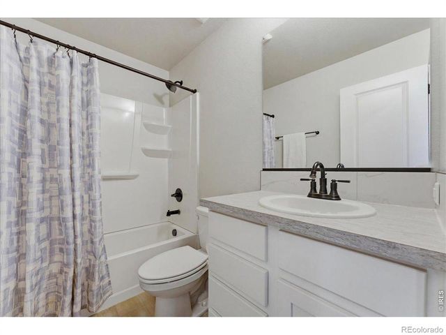 3217 Da Vinci Drive, Loveland, CO 80538